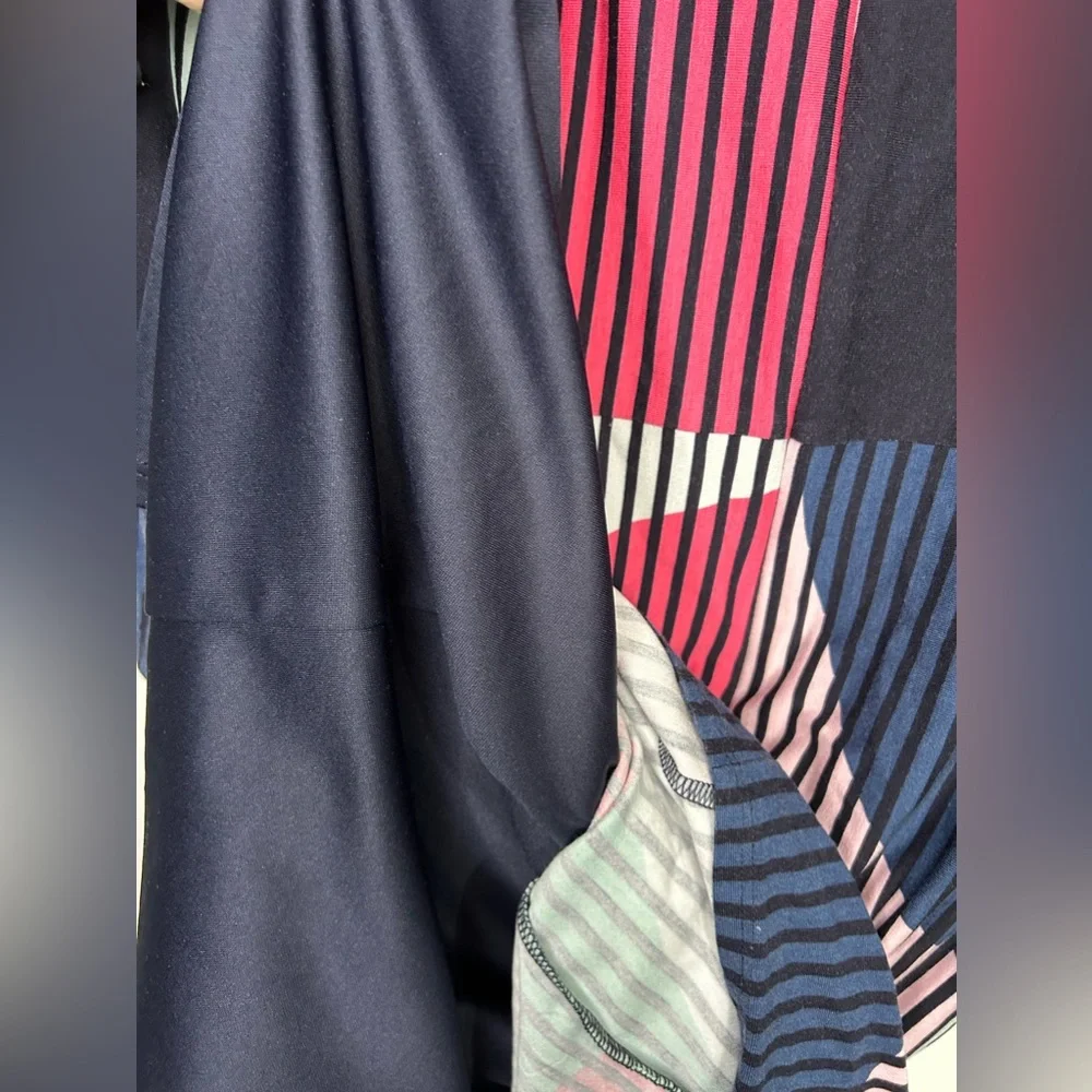Phase Eight Size 8 Abstract Patterned Wrap Over Effect Dress Navy Blue - Picture 9 of 11